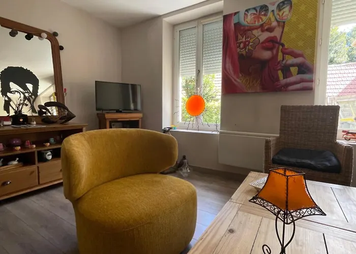 Agreable Maison De Ville A Pacy Sur Eure
