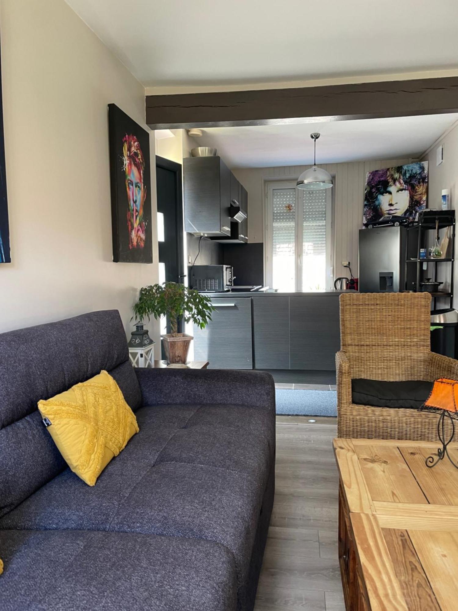 Apartment Agreable Maison De A Sur Eure *